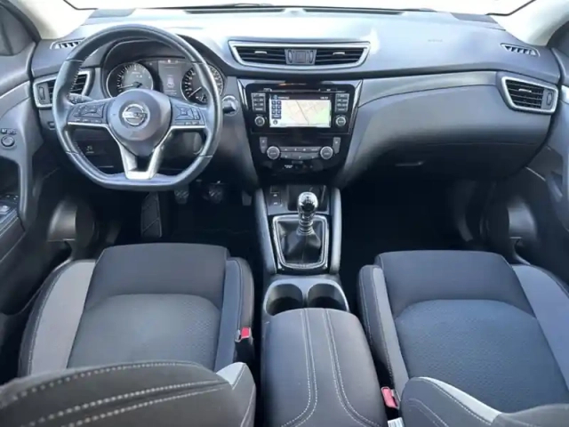 Nissan Qashqai connect edition — photo 11