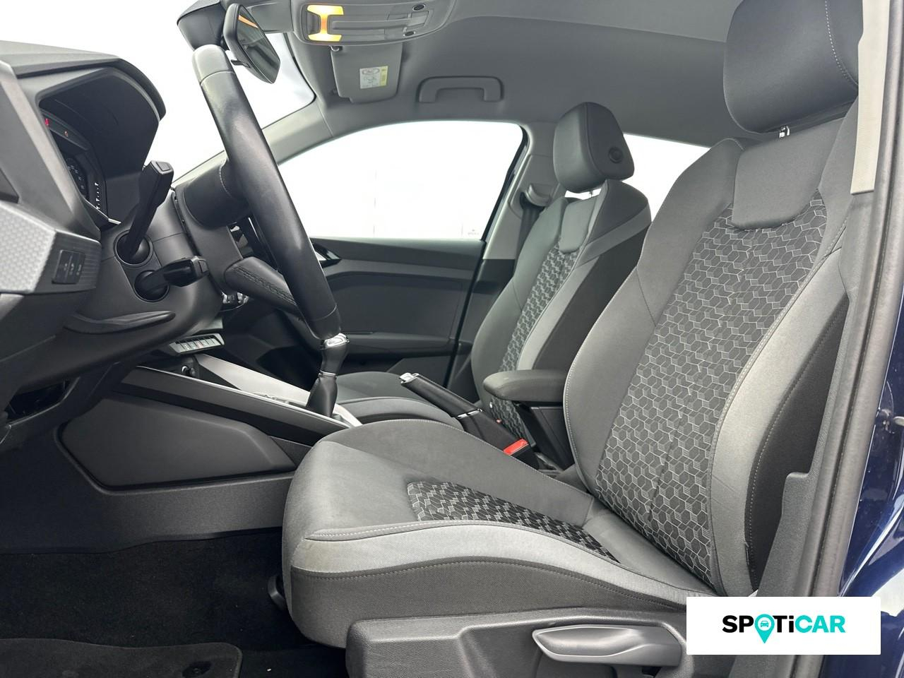 Audi A1 sportback 30 tfsi 110ch advanced — photo 9