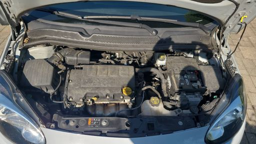 Opel Adam 1.4 87 - Rocks – 2018 – 129788 km – Essence – Boîte Manuelle — photo 23
