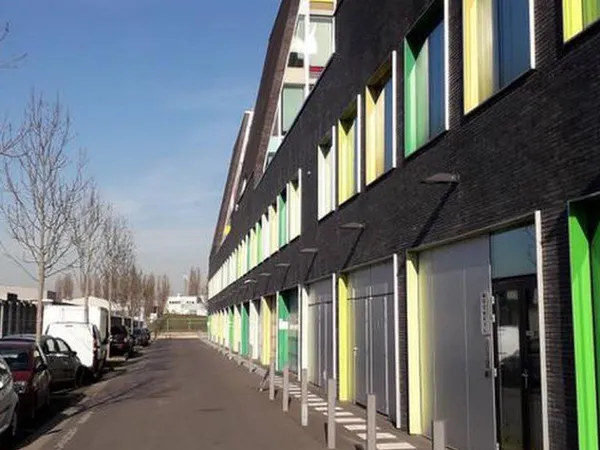 Location de bureaux et ateliers