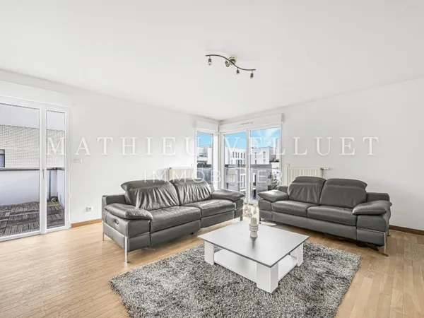 Gennevilliers, Village Chandon, 3 pièces de 73 m² en dernier étage avec terrasse de 30 m², Métro Gab