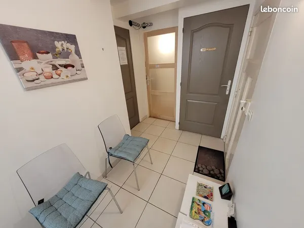 Location Cabinet / Bureau