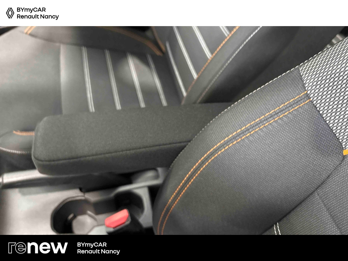 Dacia Sandero TCe 90 CVT - 22 — photo 23