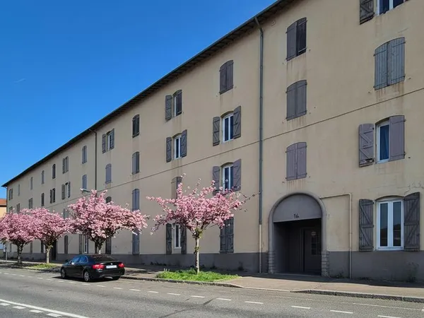 Appartement 2 pièces 67 m²