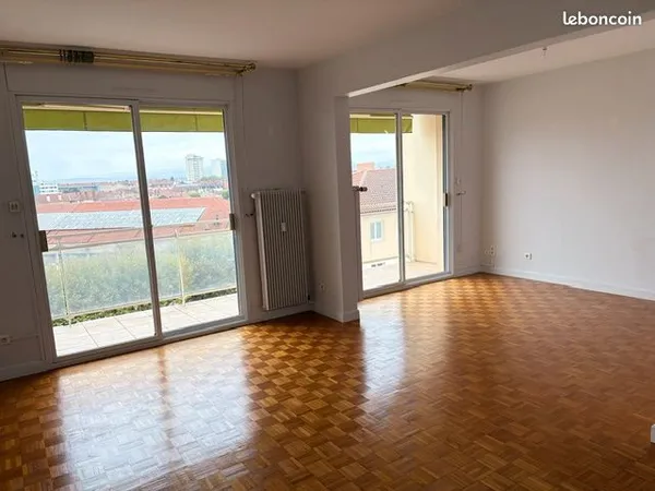 Appartement T3 60 m² ROANNE (gare)