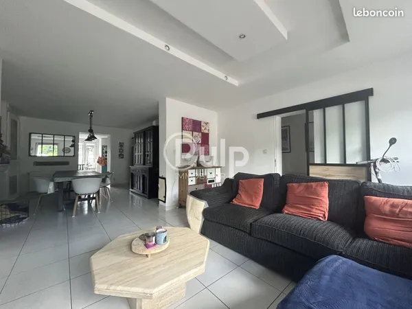 Maison de ville 10 pièces 152 m²