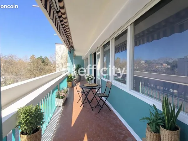 Appartement 4 pièces 87 m²