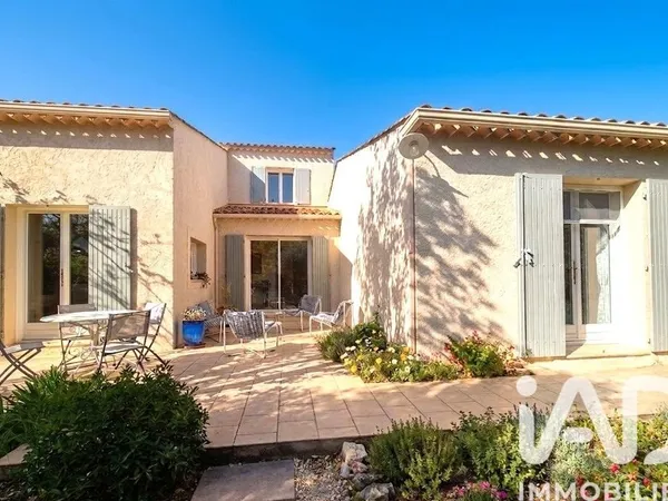 iad France - Anne-Laure Wywijas vous propose: Villa d'E....