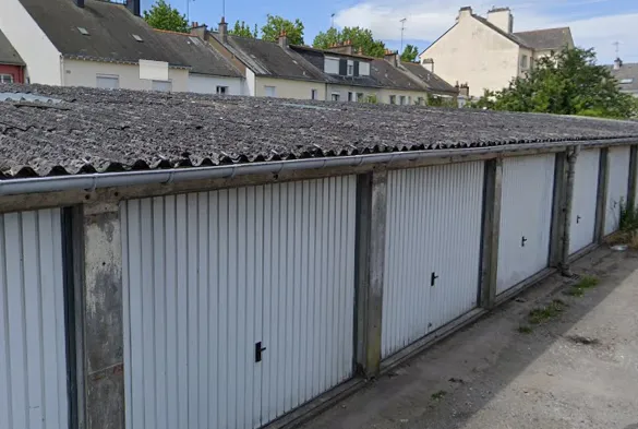 Garage à louer - proche Ruban Bleu et Théatre