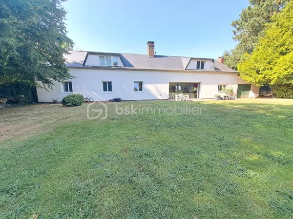 Maison 7 pièces 215 m²