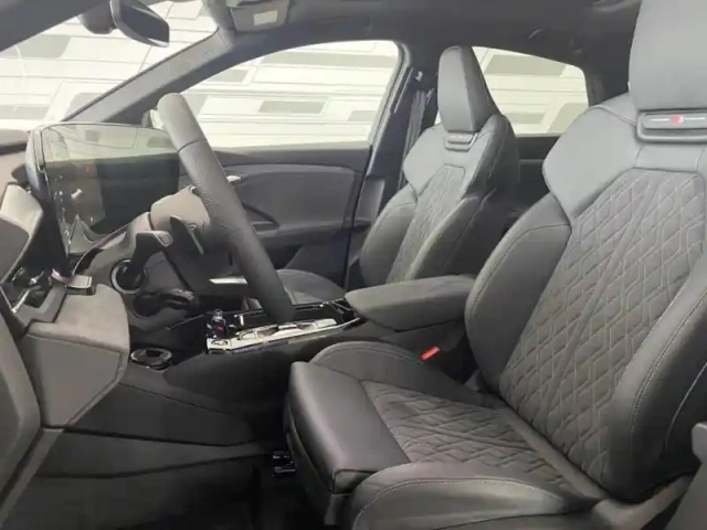 Audi Q6 E-Tron q6 sportback e-tron e-tron 306ch performance s line — photo 13