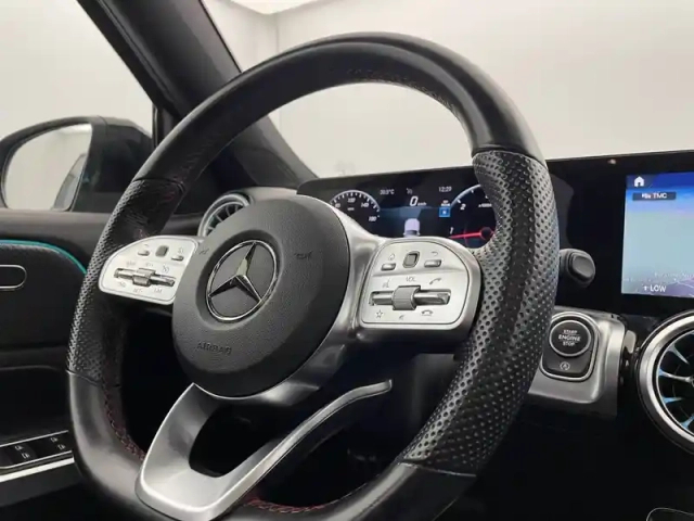 Mercedes Glb 200 d 8g-dct — photo 25