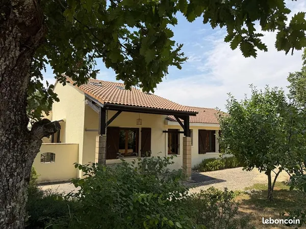 Maison 6 pièces 140 m²