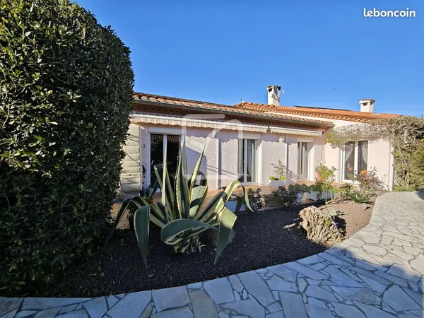 Maison 7 pièces 235 m²