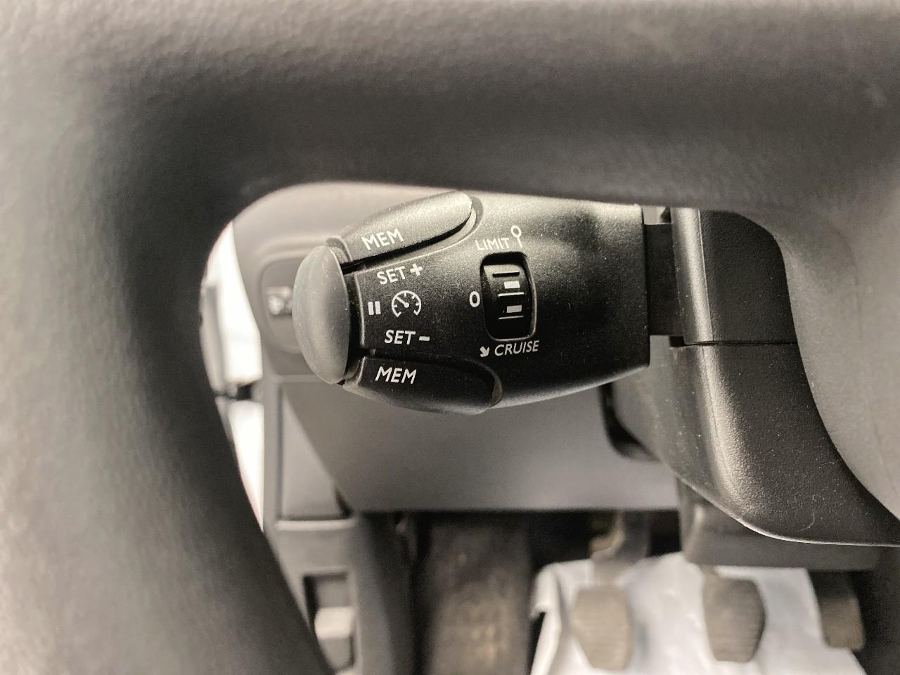 Citroën C3 societe puretech 83 bvm pro business r — photo 18