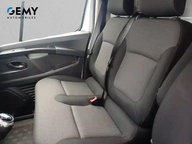 Renault Trafic fg blue dci 130 l1h1 3t gsr2 — photo 10