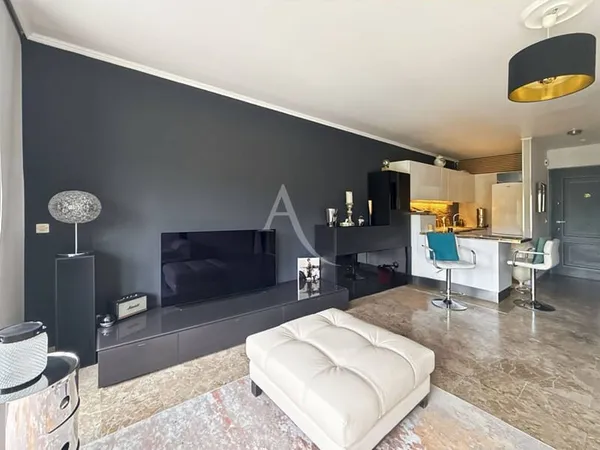 Studio 1 pièce 36 m²