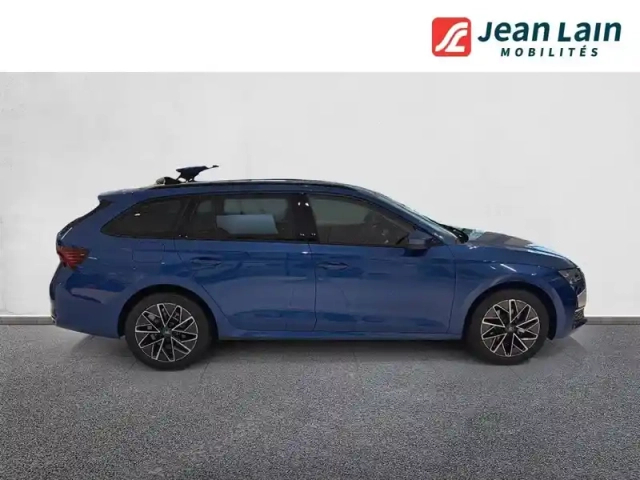Skoda Octavia combi 1.5 tsi hybrid 150 ch act dsg7 — photo 4
