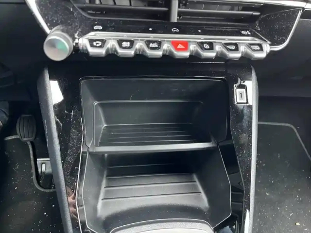 Peugeot 2008 100 s&amp;s bvm6 — photo 27