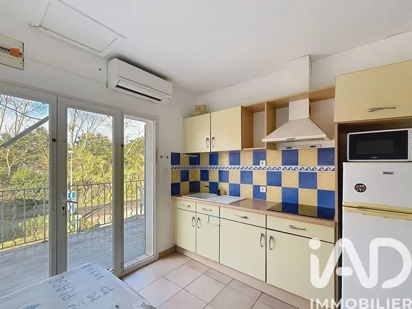 Bâtiment 131 m²
