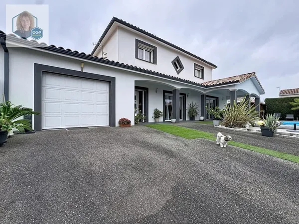 Contemporaine aux prestations haut de gamme,