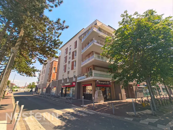 Appartement Ermont centre-ville 3 pièce(s) 66.23 m2 avec grand balcon et double box - Résidence de 2