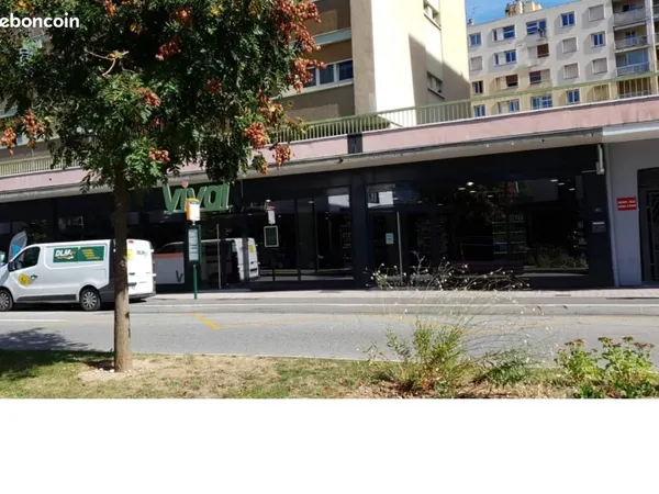 Garage/box 10 m² Aix Les Bains