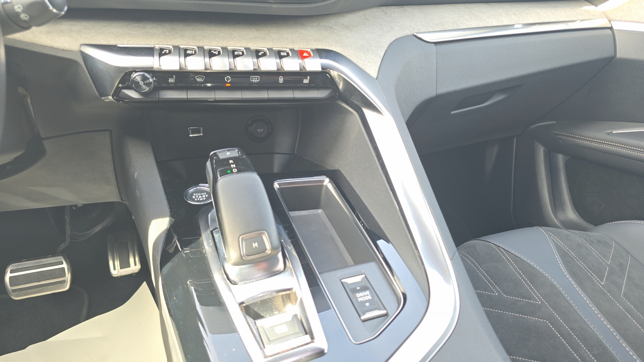 Peugeot 3008 Puretech 130ch S&amp;S EAT8 — photo 19