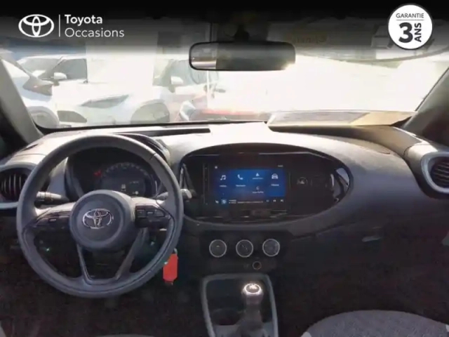 Toyota Aygo x 1.0 vvt-i 72ch design my24 — photo 8