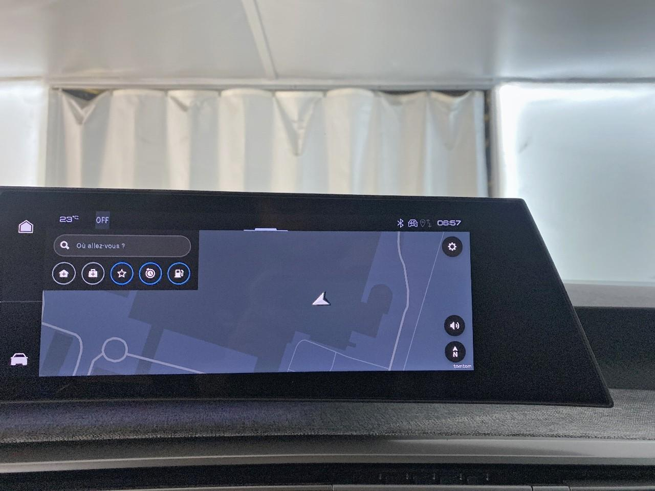 Peugeot 5008 hybrid 145 ch e-dcs6 allure — photo 14