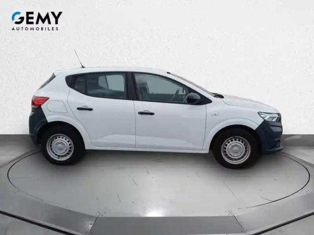Dacia Sandero sce 65 — photo 4