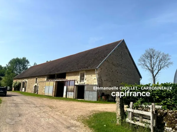 Propriété 4 pièces 563 m²