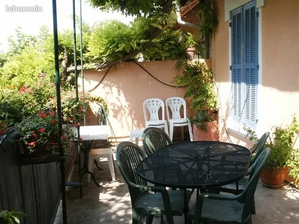 Avignon colocation étudiants (tes), très belle maison de ville