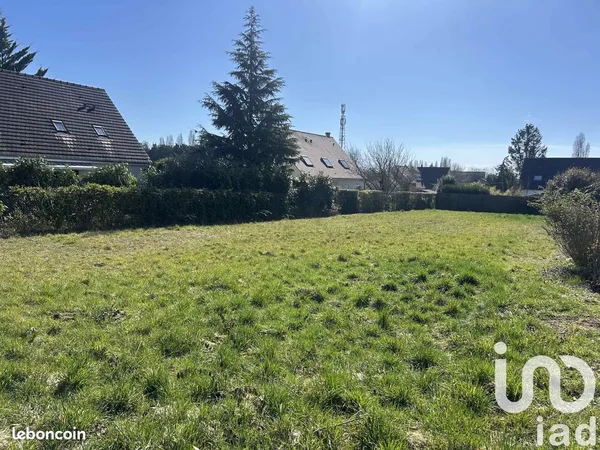 Terrain 814 m² Ury