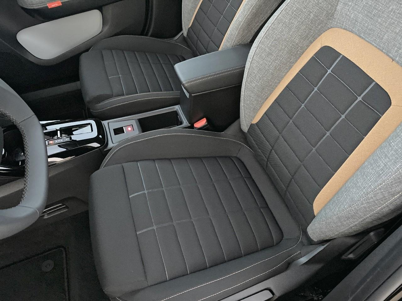 Citroën C3 Aircross hybride 145 ch aut plus — photo 9