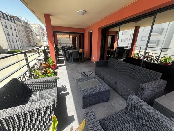 Appartement 6 pièces 140 m²