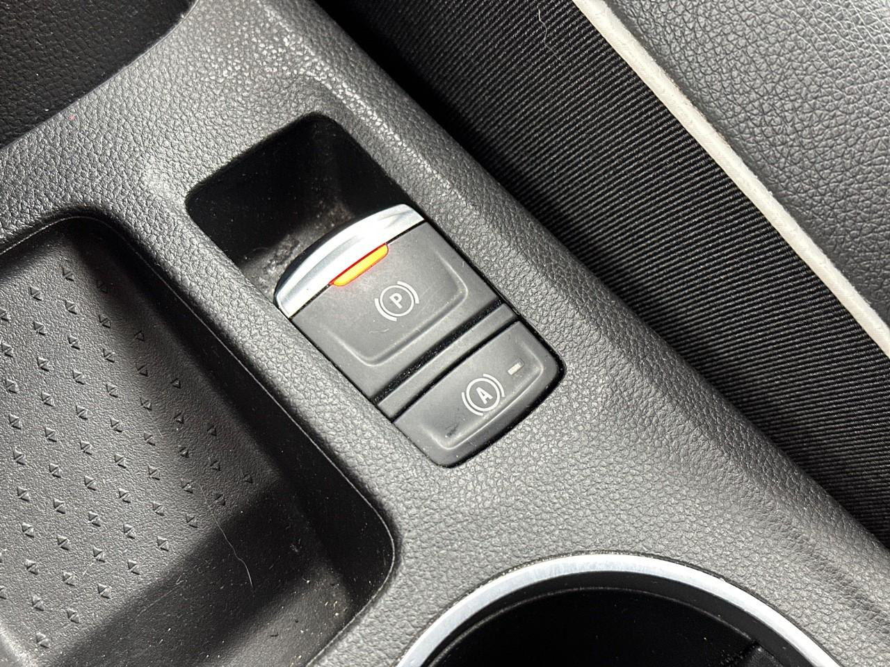 Renault Captur tce 155 edc fap intens — photo 31