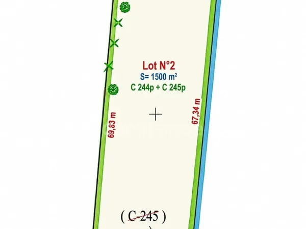 À VENDRE — TERRAIN A BATIR DE 1 500 M² LIXY (89)