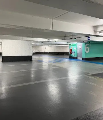 Parking 13 m²