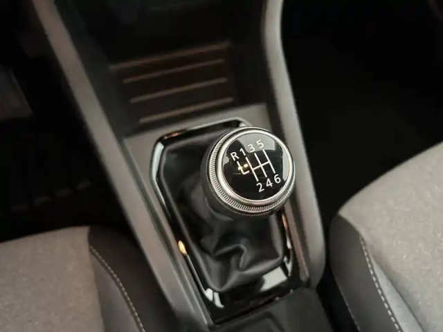 Renault Clio blue dci 100 ch gsr2 — photo 22