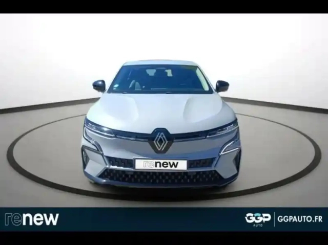 Renault Megane e-tech electric ev60 220ch equilibre super charge — photo 2