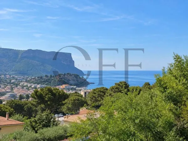 12260 CASSIS  VILLA CONTEMPORAINE D'EXCEPTION, VUE MER PANORAMIQUE