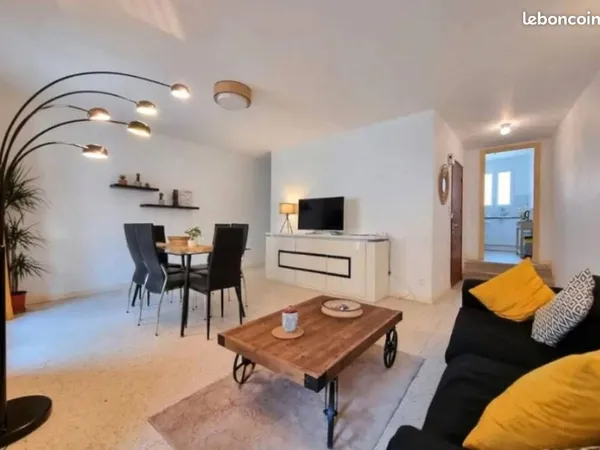 Grand T3 meublé Loc a l'année, Hyper-centre d'Argelès-sur-Mer