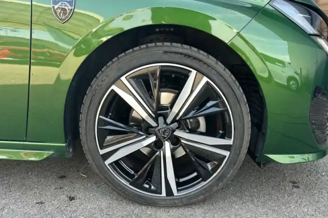 Peugeot 308 puretech 130ch s&amp;s eat8 — photo 14