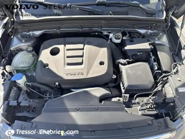 Volvo Xc40 d4 awd adblue 190 ch geartronic 8 first edition — photo 7