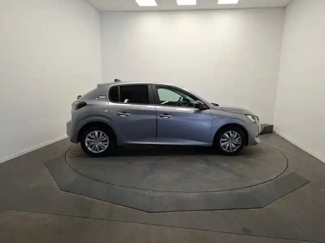 Peugeot 208 puretech 75 s&amp;s bvm5 — photo 6
