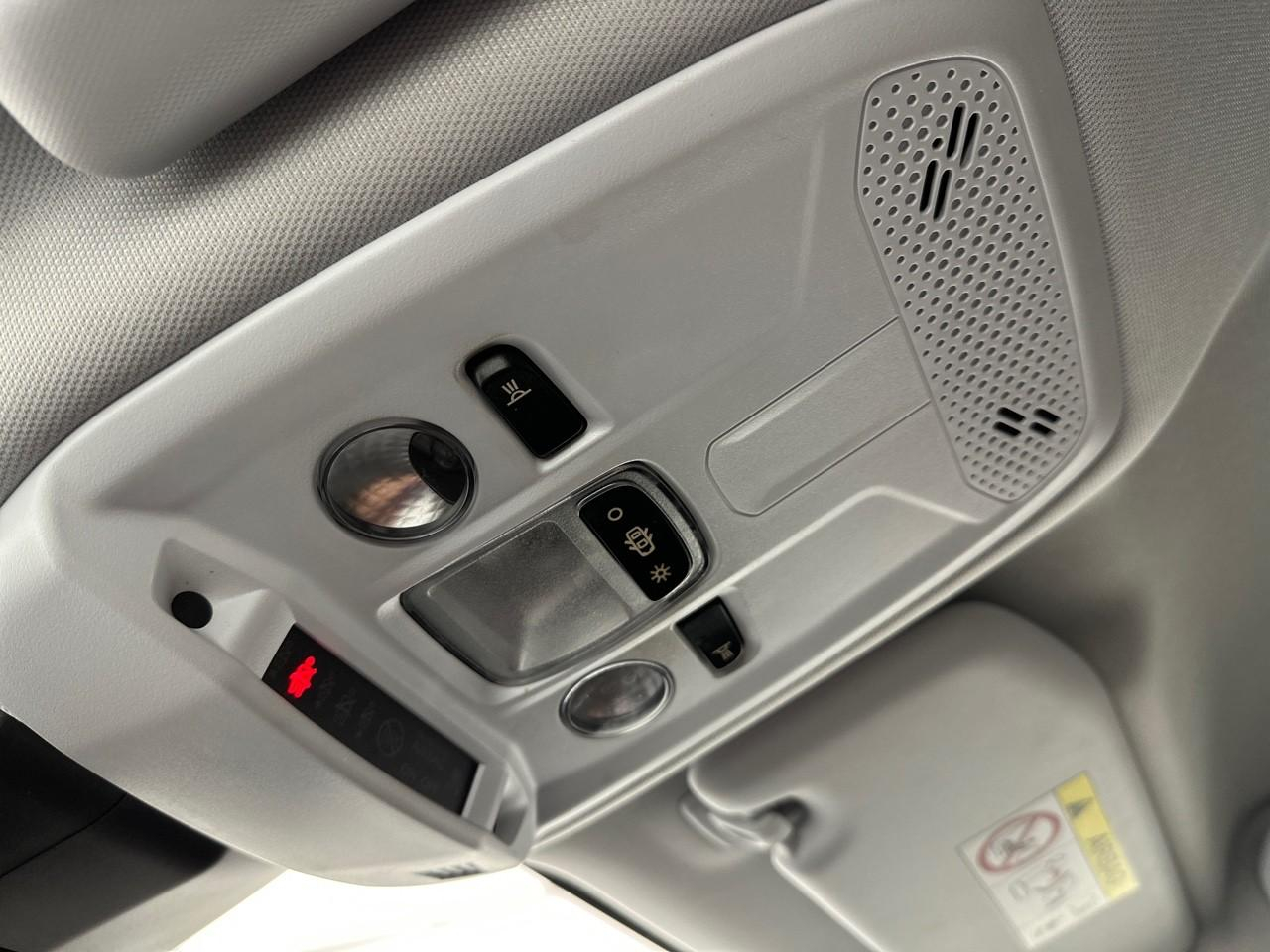 Peugeot 2008 puretech 100 s&s bvm6 style — photo 30