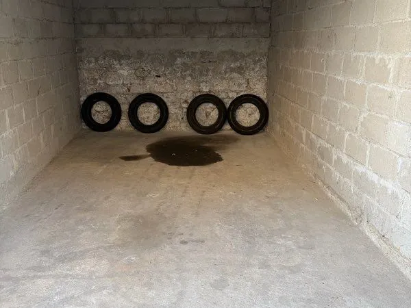 Garage à louer