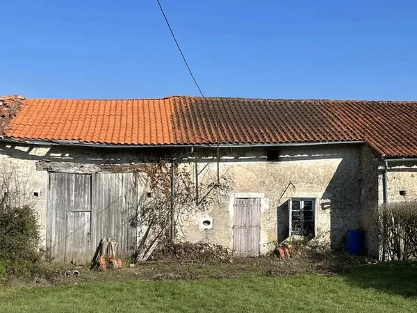 Grange à rénover avec potentiel