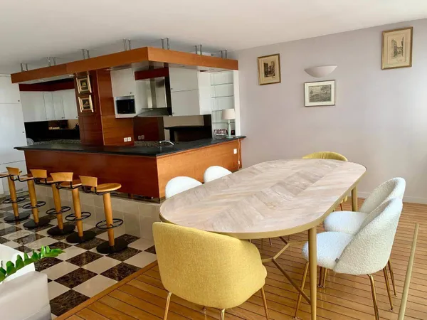 Appartement 3 pièces 81 m²